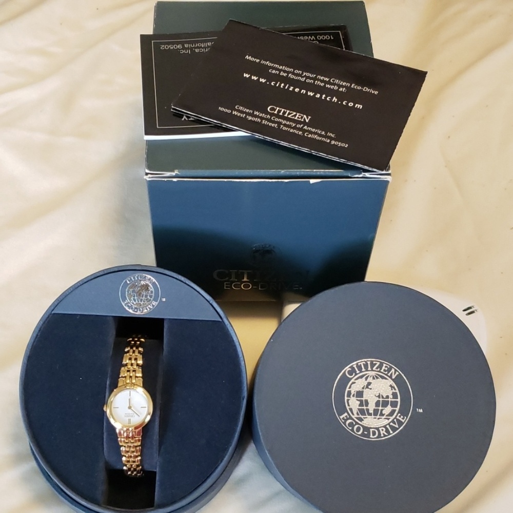 Citizens Women's EX1092-57A Eco-Drive Watch